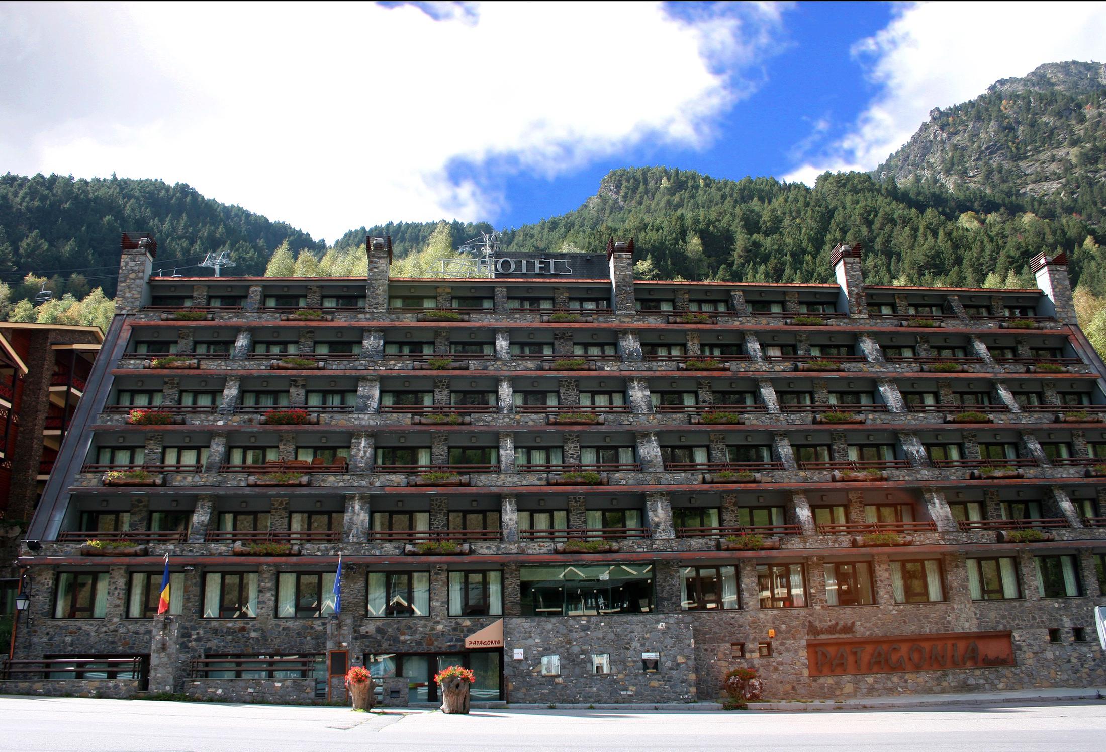 Yomo Patagonia Hotel Arinsal Bagian luar foto