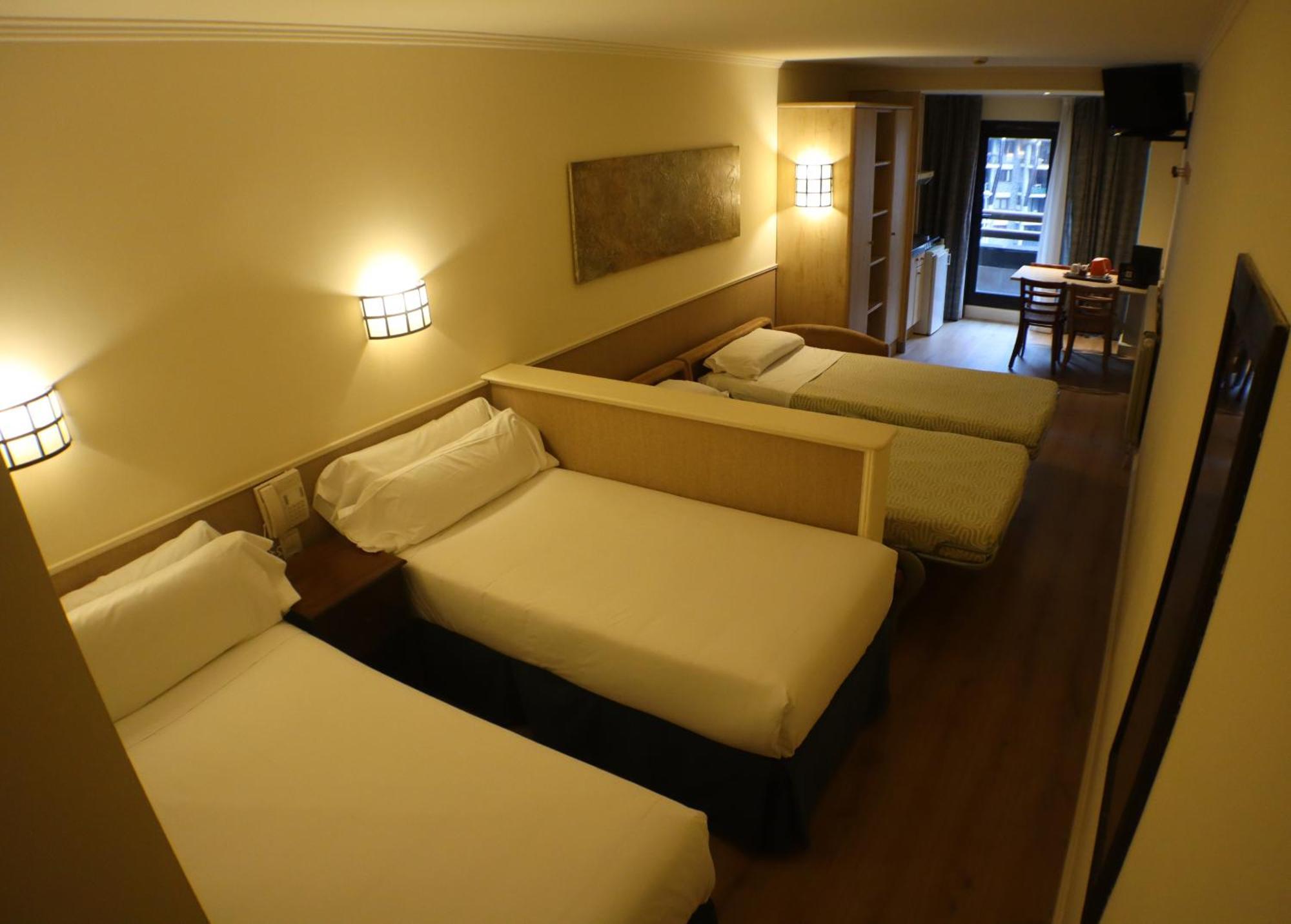 Yomo Patagonia Hotel Arinsal Bagian luar foto